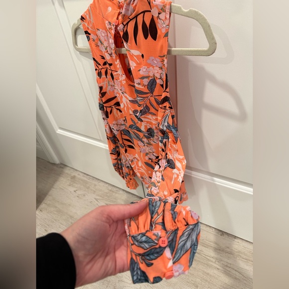 BEBE Blouse Top Cold Shoulder - Picture 6 of 7